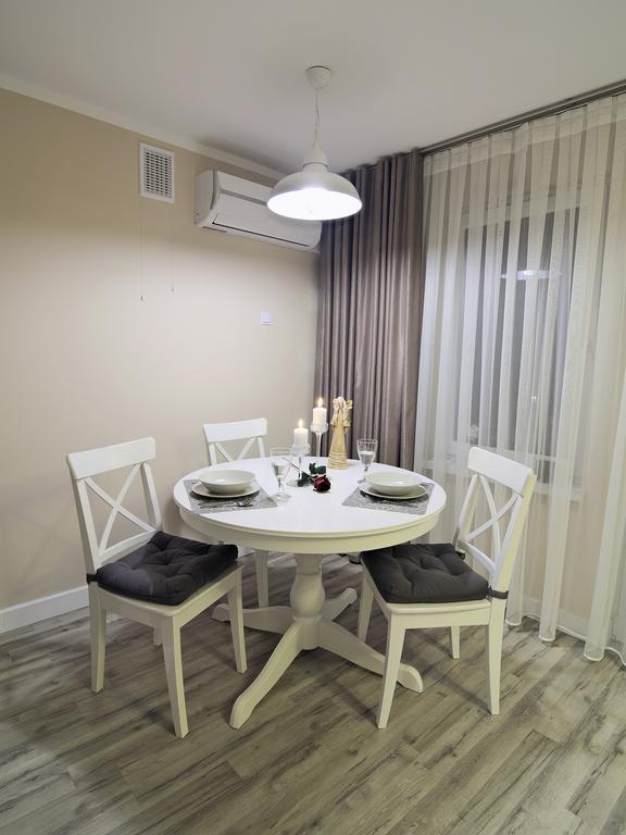 Paradise - Z Klimatyzacja Appartement Częstochowa Buitenkant foto